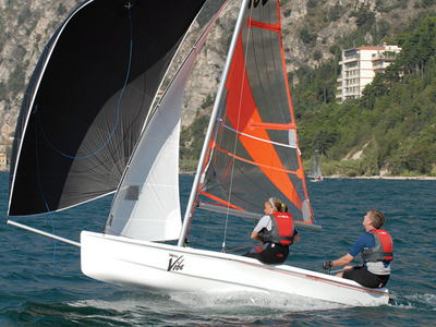 To Topaz VIBE καλύτερο ιστιοπλοϊκό σκάφος To Topaz VIBE καλύτερο ιστιοπλοϊκό σκάφος