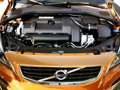 Με νέους, πιο αποδοτικούς κινητήρες τα αυτοκίνητα Volvo
