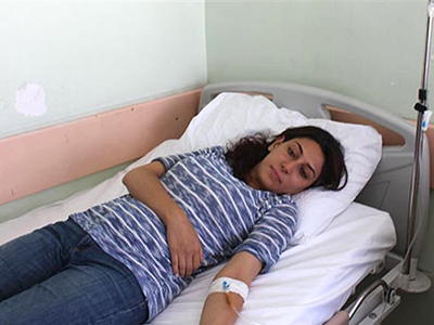 Ξυλοκόπησαν έγκυο γιατρό για τα ραντεβού