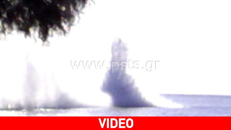 Θεαματική έκρηξη σε παραλία της Πάρου!