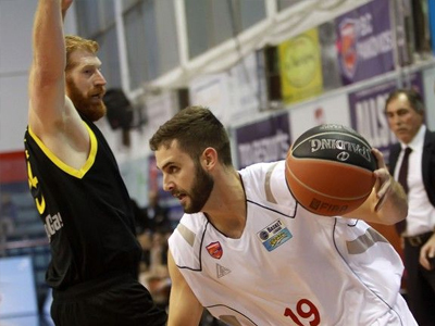 Νίκη-ανάσα για τον Πανιώνιο