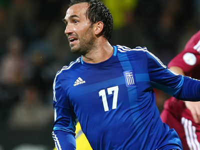 Θέλει να κάνει το «μπαμ» με τον Γκέκα η Καλλονή