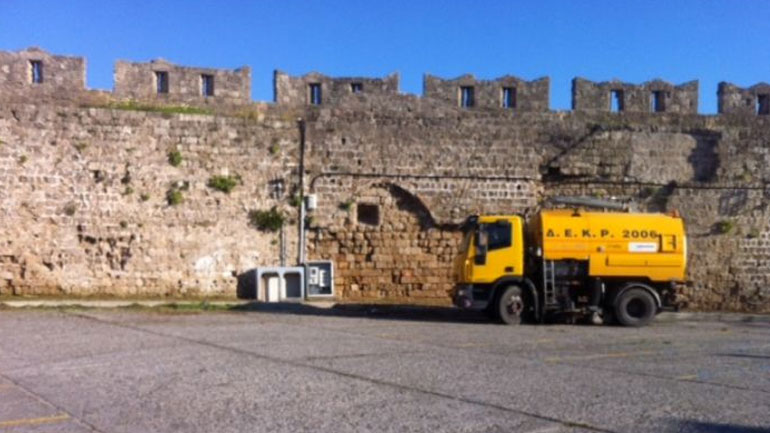 Ρόδος: Άρχισαν οι εργασίες ευπρεπισμού της Μεσαιωνικής Πόλης