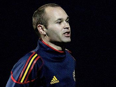 Στον Ινιέστα το βραβείο «Golden Foot»