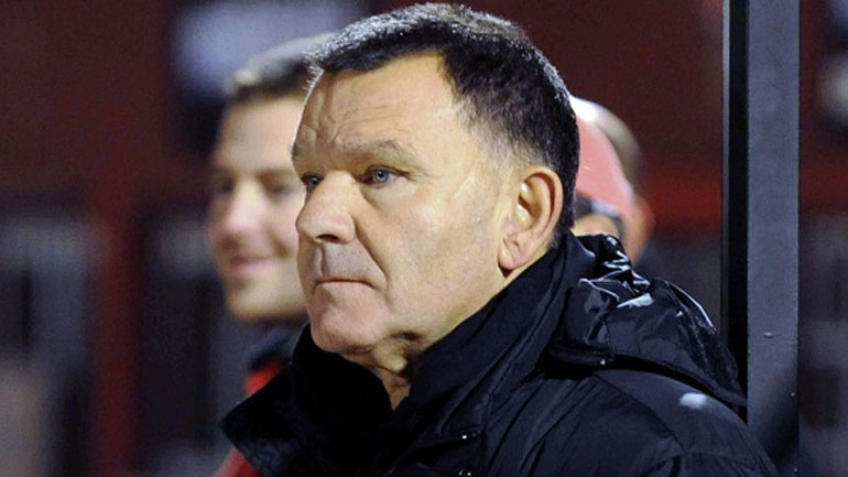 ΑΕΛ: Αποδέχεται τους όρους του Πλεξίδα ο Κούγιας