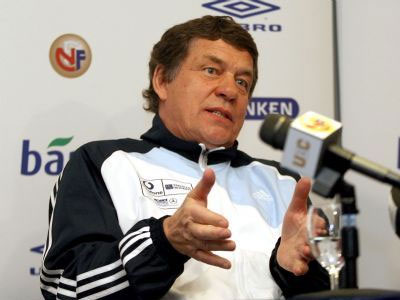 Ρεχάγκελ: Να δώσουμε απαντήσεις μέσα στο γήπεδο