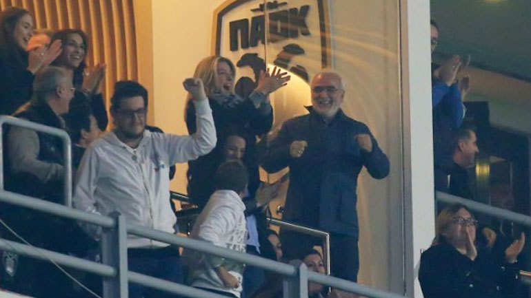 Πανευτυχής ο Σαββίδης για τη νίκη του ΠΑΟΚ