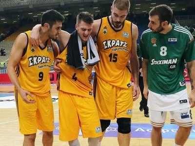 ΑΕΚ: Αγωνία για τον Παπαντωνίου