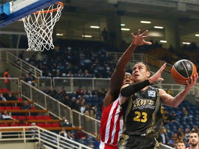 Ίνγκλις: «Μπορούμε να παλέψουμε για τα πλέι οφ»