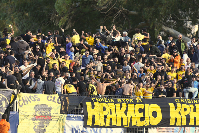 Δυναμικό «παρών» έχουν δώσει στα Περιβόλια οι φίλοι της ΑΕΚ