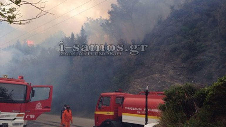 Σε ύφεση η πυρκαγιά στη Σάμο