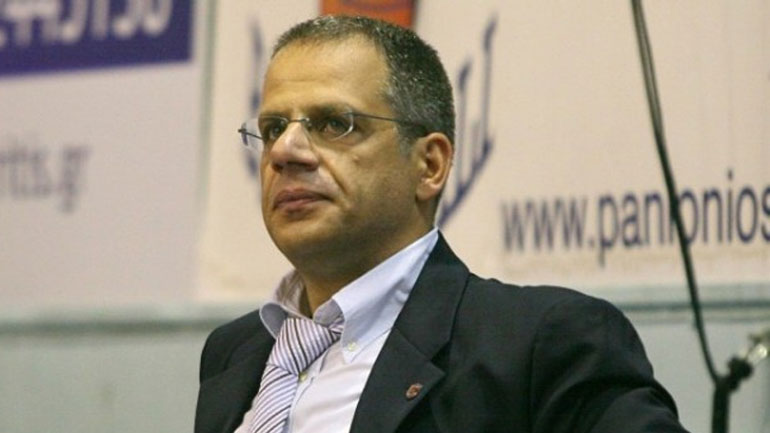 «Διαζύγιο-εξπρές» του Παπαχατζή με τον ΑΠΟΕΛ