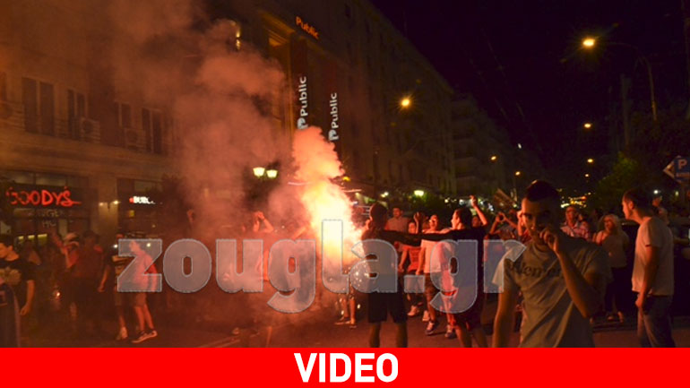 Ξέφρενοι πανηγυρισμοί στο Πασαλιμάνι