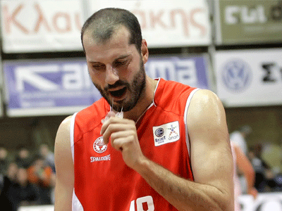 Νέα Κηφισιά: Επισημοποιήθηκε το «διαζύγιο» με τον Κακιούζη