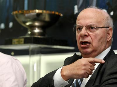 Απειλεί με ποινές τον Ολυμπιακό η ΕΟΚ