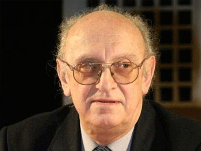 Παραιτήθηκε ο πρόεδρος του ΕΚΚ Πέτρος Μάρκαρης Παραιτήθηκε ο πρόεδρος του ΕΚΚ Πέτρος Μάρκαρης