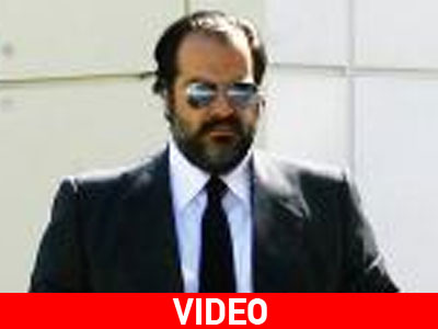 Πατέρας: Στο σπίτι του κρεμασμένου…