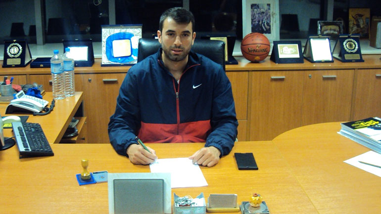 Άρης: Υπέγραψε ο Ζάρας