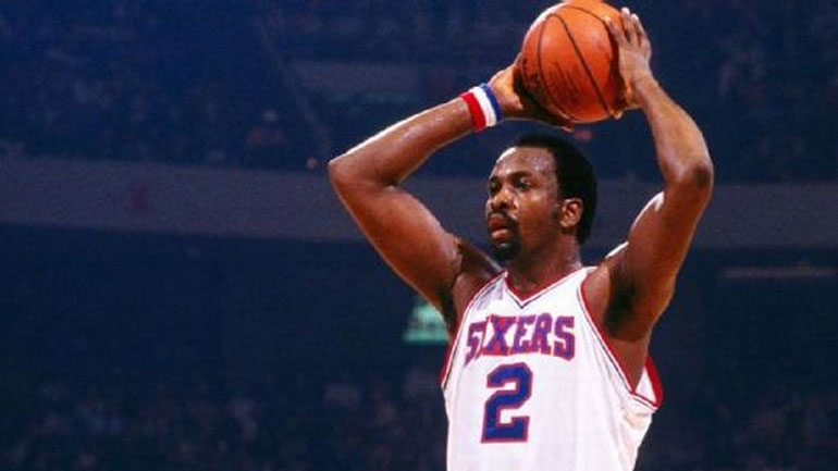 ΝΒΑ: «Έφυγε» ο Μόουζες Μαλόουν