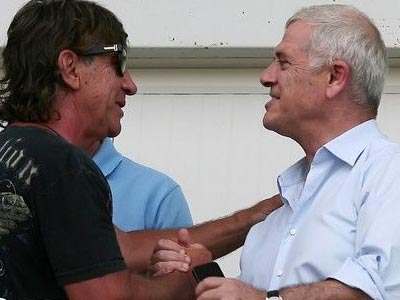 ΑΕΚ: Στο πλευρό του Μαύρου ο Μελισσανίδης