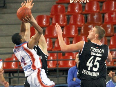 Νίκη-πρόκριση για τον Πανιώνιο, 77-67 την Μπεσίκτας