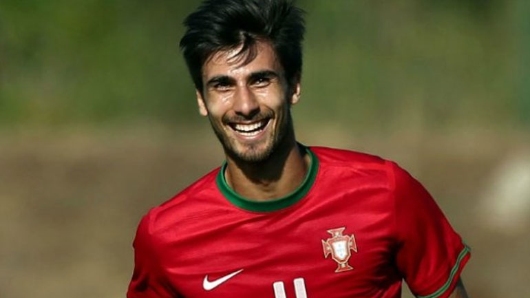 Βαλένθια: Αγόρασε τον Αντρέ Γκόμες