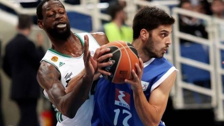 Παραμένει «σταχυοφόρος» ο Αβραμίδης