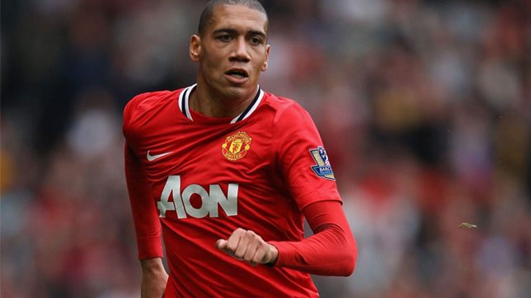 Μάντσεστερ Γιουνάιτεντ: «Έδεσε» μέχρι το 2019 τον Σμόλινγκ