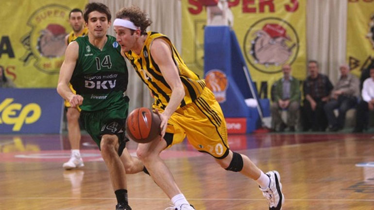 Μπάσκετ: Αποχώρησε από την ενεργό δράση ο Ουόλς