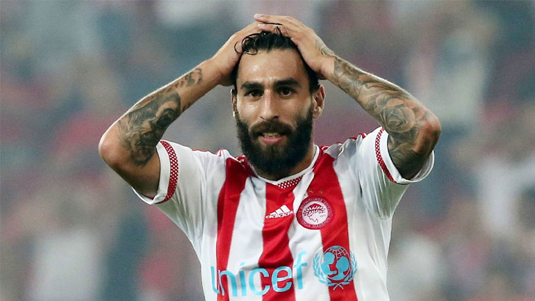 Ολυμπιακός: Χάνει το ντέρμπι με την ΑΕΚ ο Ντουρμάζ