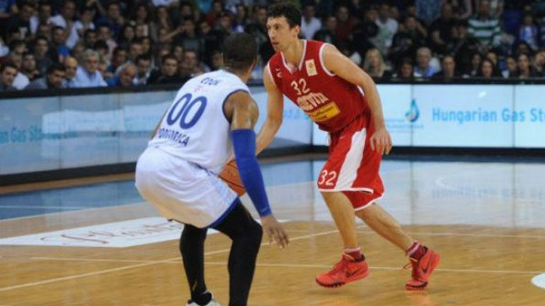 «Βλέπει» Ούκιτς η ΑΕΚ