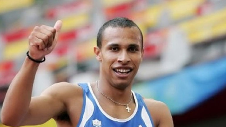 «Έσπασε» το πανελλήνιο ρεκόρ ο Δουβαλίδης με χρόνο 13.33