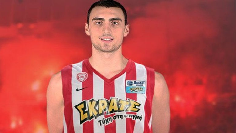 «Τιμή μου που θα φορέσω τη φανέλα της μεγαλύτερης ομάδας στην Ευρώπη»