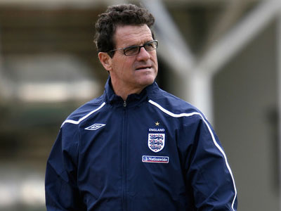 Παραμένει στα «λιοντάρια» έως το 2012 ο Capello