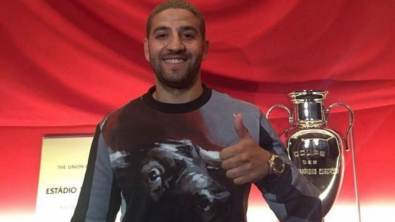 Στην Μπενφίκα ο Τααράμπτ