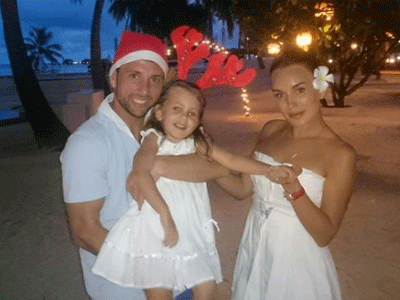 Στις Μαλδίβες η οικογένεια Ρατς