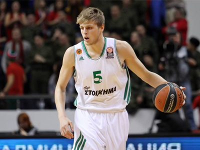 Προπονήθηκε ο Χαραλαμπόπουλος