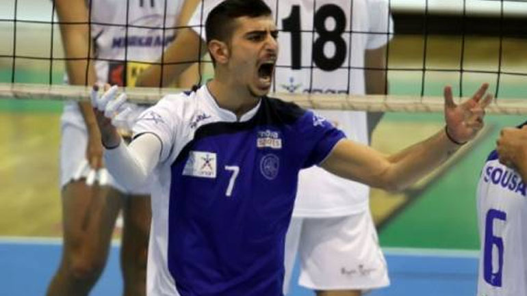 Βόλεϊ: Αγωνία στην Εθνική Ανδρών για τον Κοκκινακη