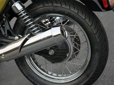 «Έκοβε» βόλτες με κλεμμένη μηχανή