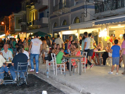 «Ζωντάνεψε» η Σάμος με τη «Λευκή νύχτα»