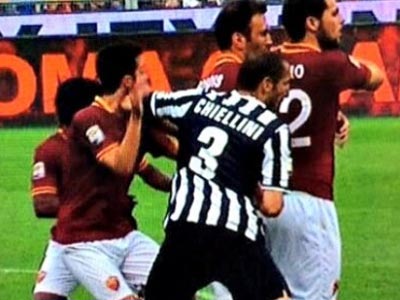 Τρεις αγωνιστικές στον Κιελίνι για την αγκωνιά στον Πιάνιτς