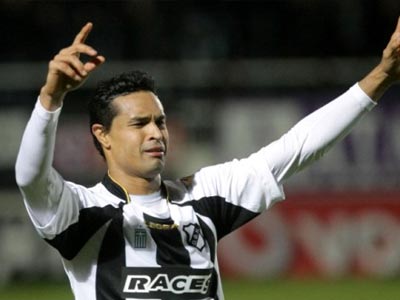 Σε… πελάγη ευτυχίας ο Ντουντού