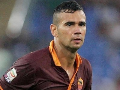 Ρόμα: Mπαίνει στο χειρουργείο ο Καστάν