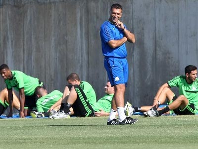 Αναστασίου: «Να είστε επαγγελματίες όλο το χρόνο»