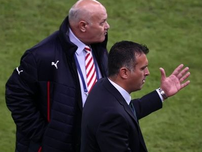 Super League: Σε απολογία τέσσερις ΠΑΕ και ο Αναστασίου