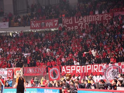 Ολυμπιακός: Εξαντλήθηκαν τα εισιτήρια με τον Παναθηναϊκό