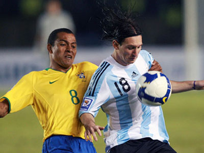 «Θα δούμε ποιος είναι ο καλύτερος μέσα στο γήπεδο»