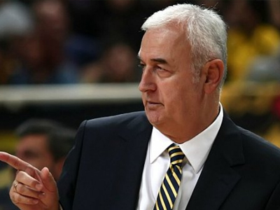 Σάκοτα: «Ο Τζέιμς μπορεί να πάρει μόνος του το ματς»