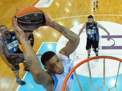 Χάγκινς: «Μπορούμε να συμμετάσχουμε στα πλέι οφ»