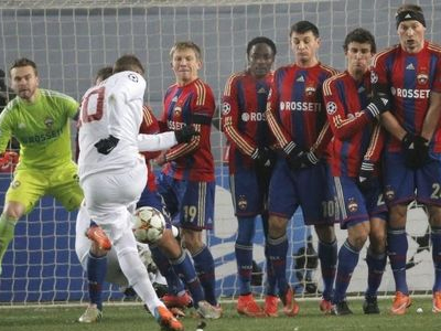 «Χ»αρακίρι στις καθυστερήσεις για τη Ρόμα στη Μόσχα